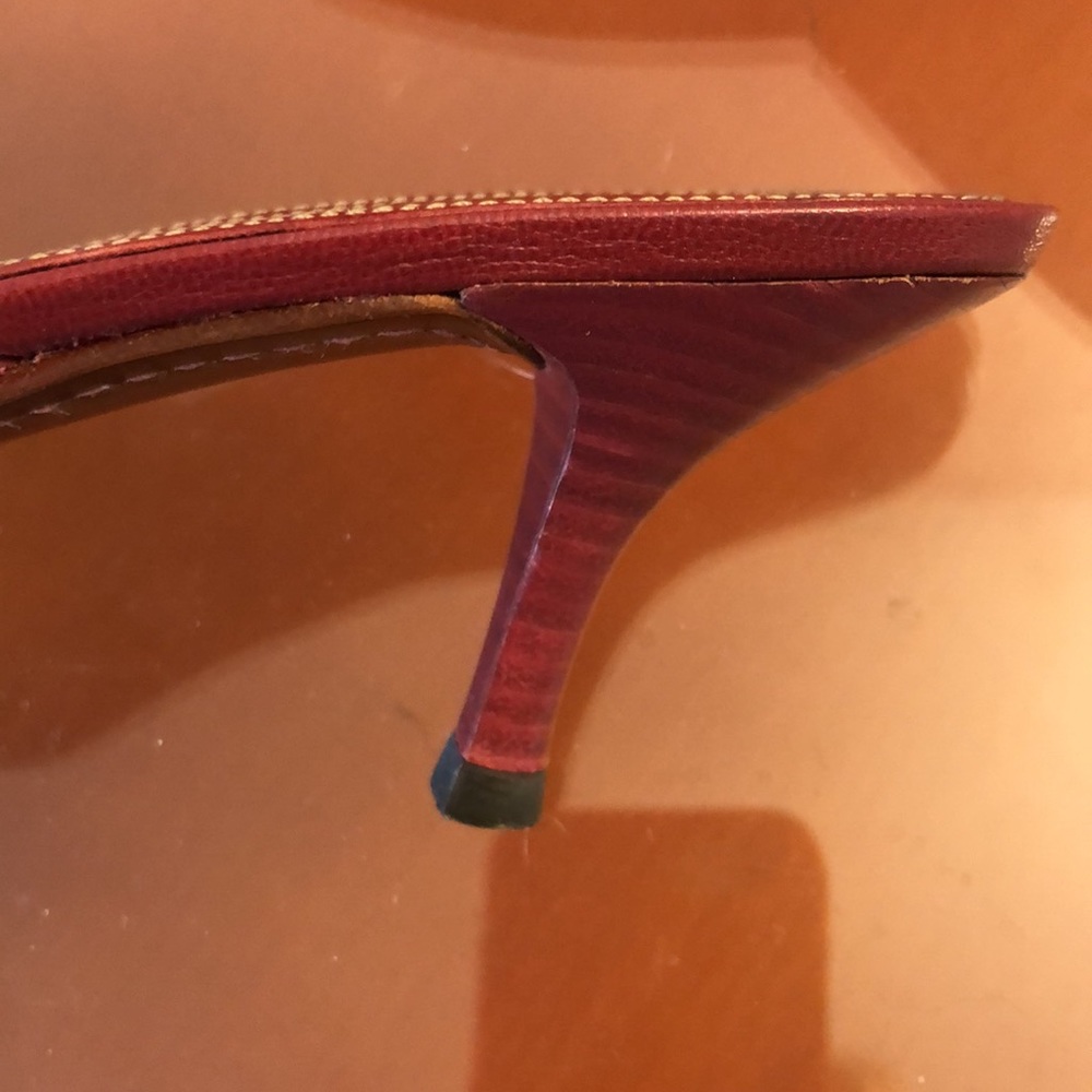 Shoes - Picture 5 of 6